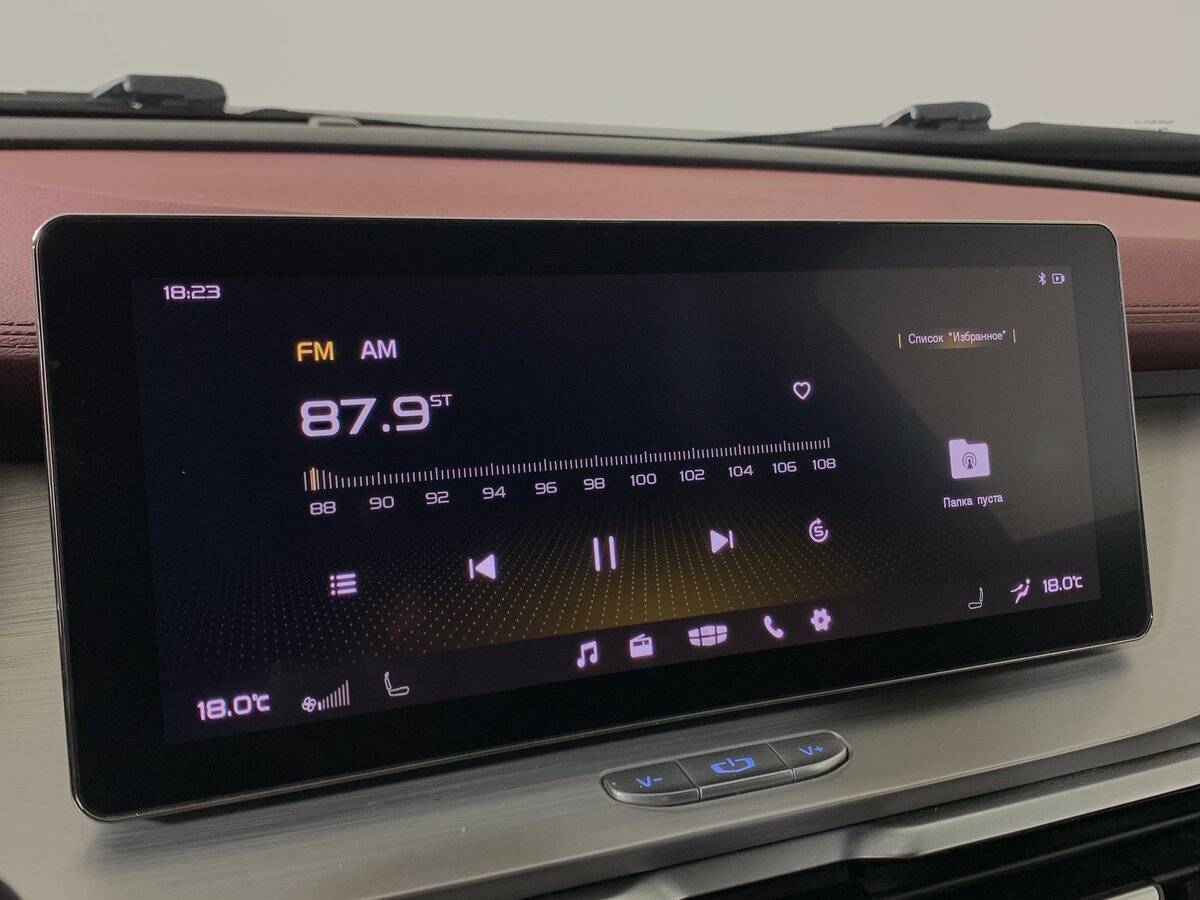 Купить Geely Coolray с пробегом. Фото: #14