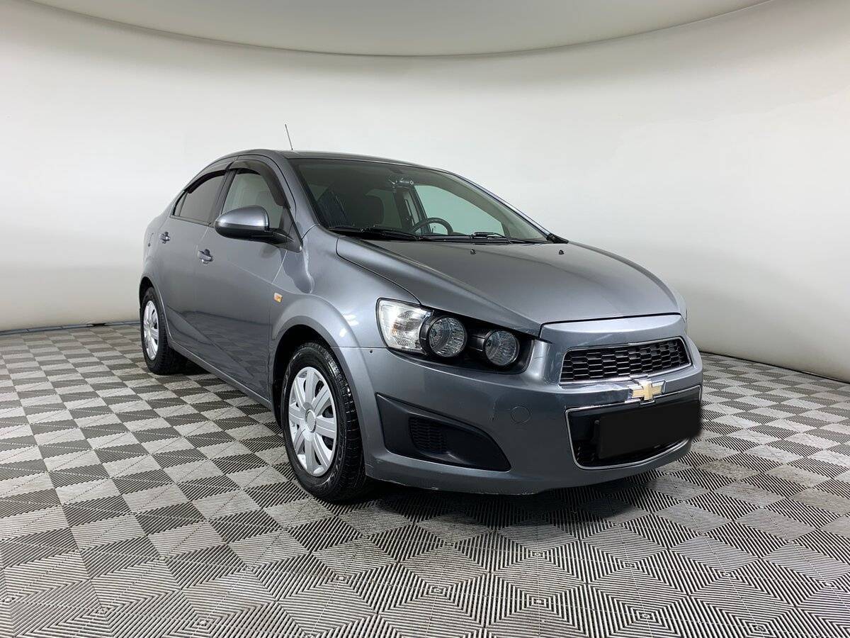 Купить Chevrolet Aveo с пробегом. Фото: #2