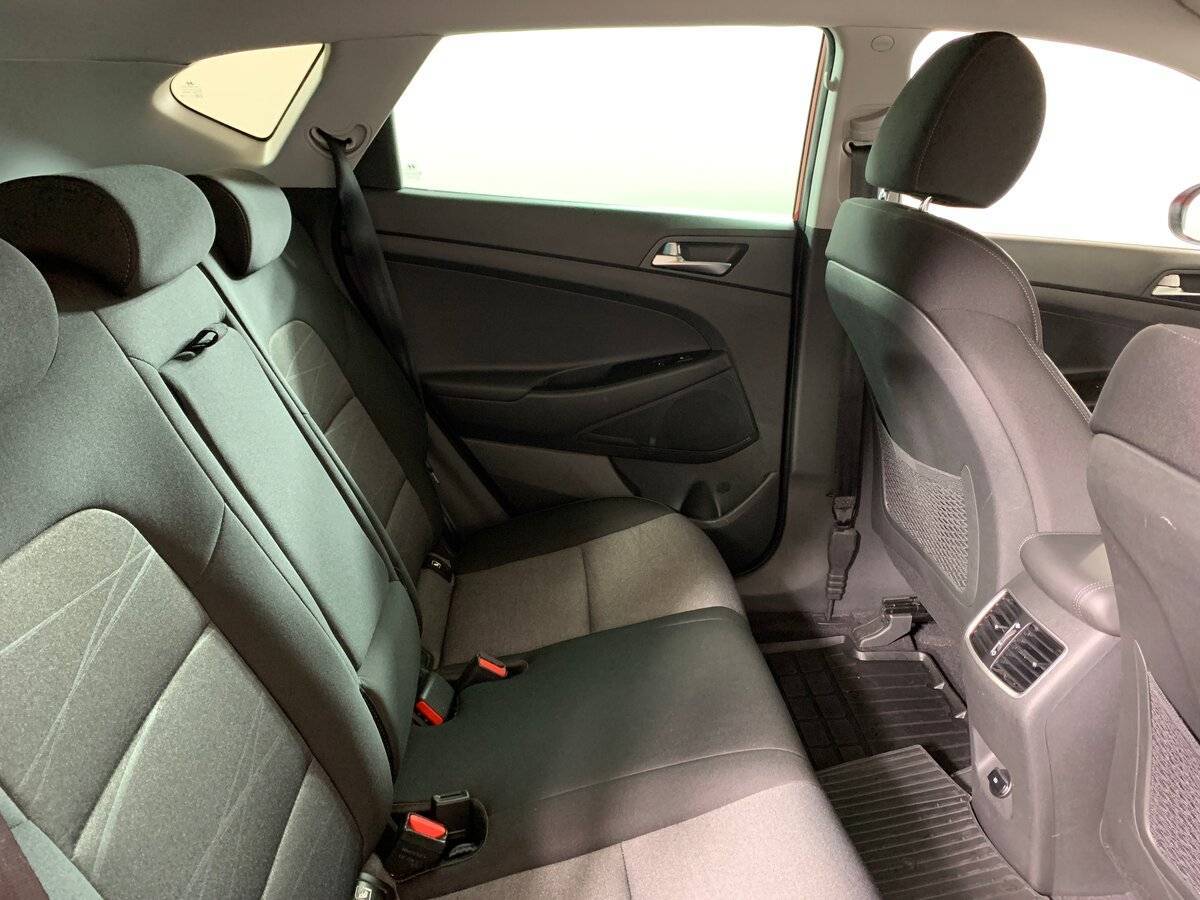 Купить Hyundai Tucson с пробегом. Фото: #16