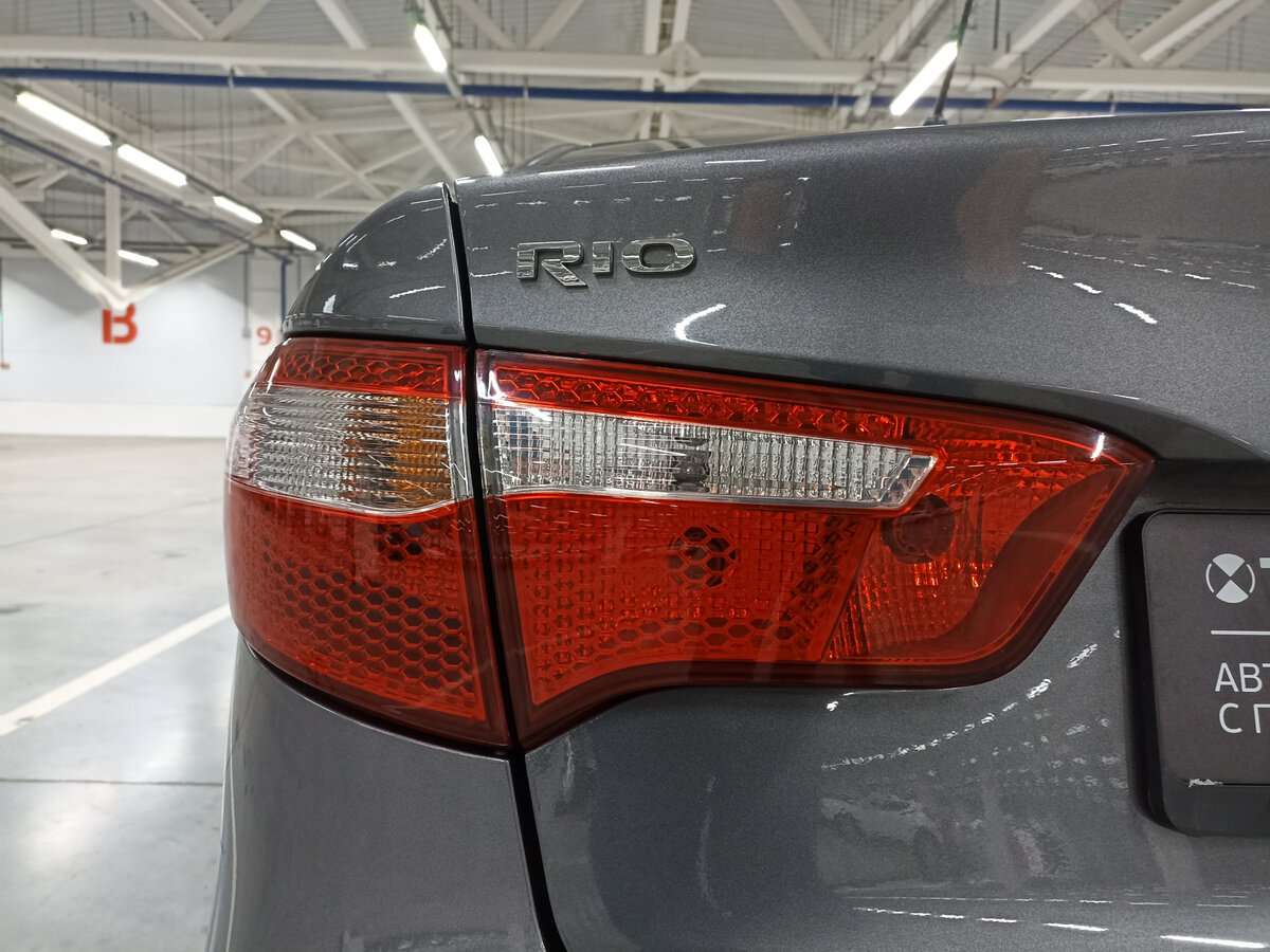 Купить Kia Rio с пробегом. Фото: #8