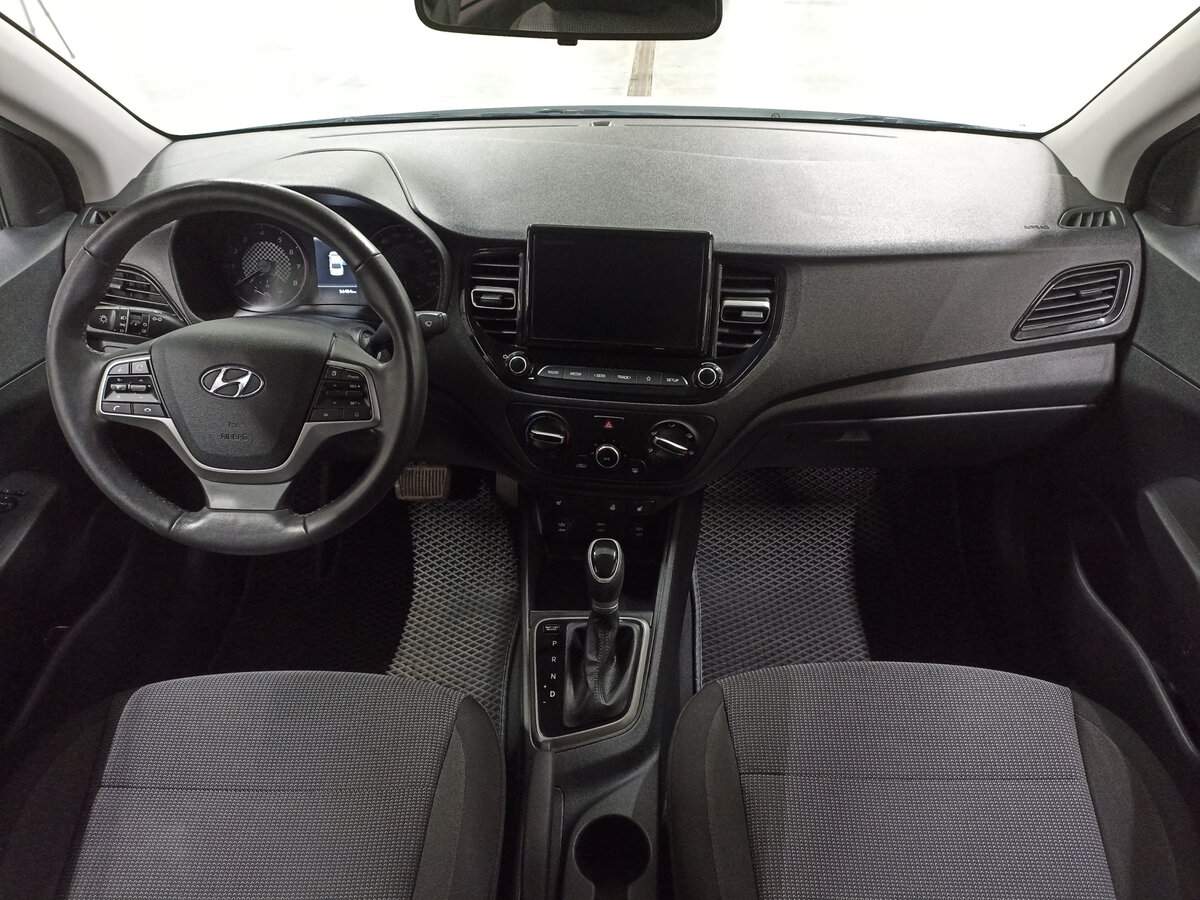 Купить Hyundai Solaris с пробегом. Фото: #13