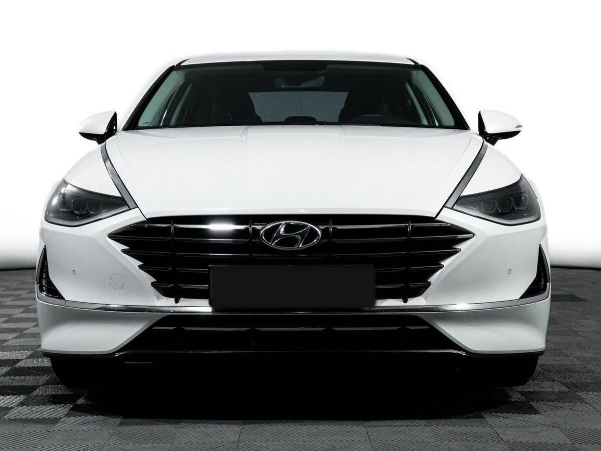 Купить Hyundai Sonata с пробегом. Фото: #1