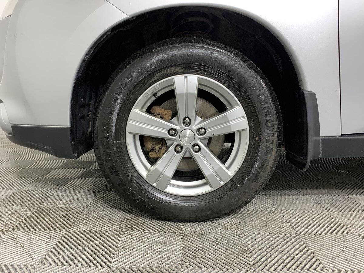 Купить Mitsubishi Outlander с пробегом. Фото: #8