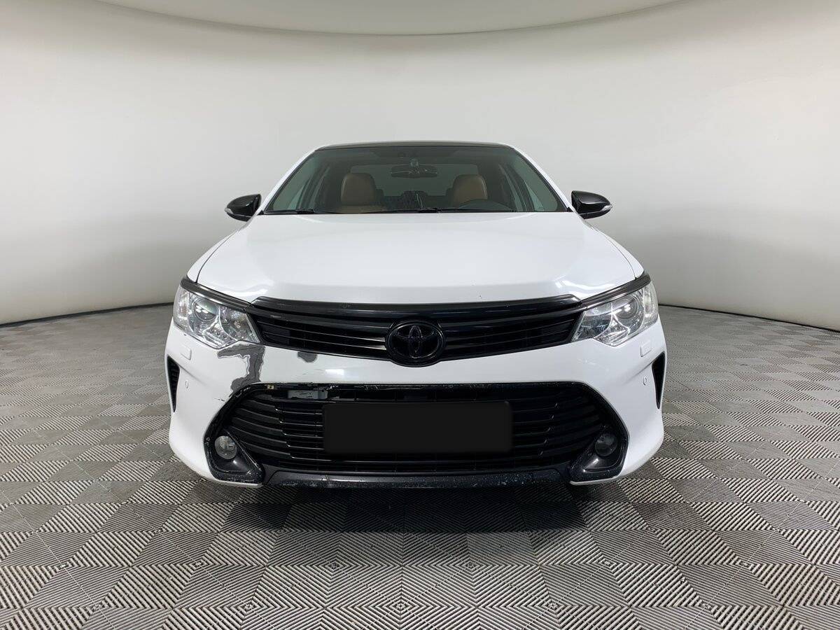 Купить Toyota Camry с пробегом. Фото: #1