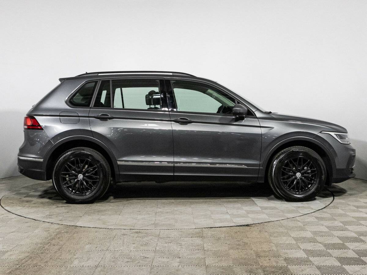 Купить Volkswagen Tiguan с пробегом. Фото: #3