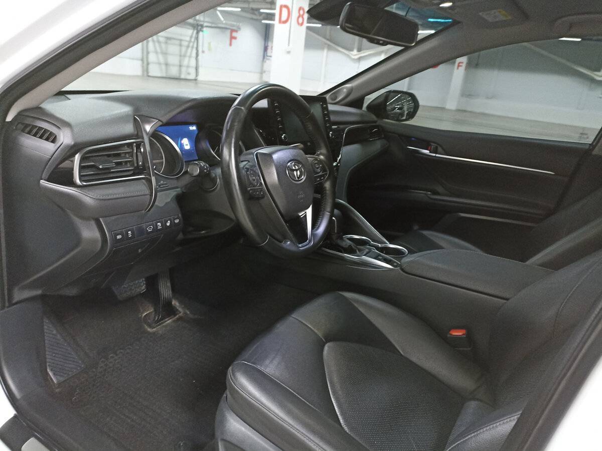 Купить Toyota Camry с пробегом. Фото: #15