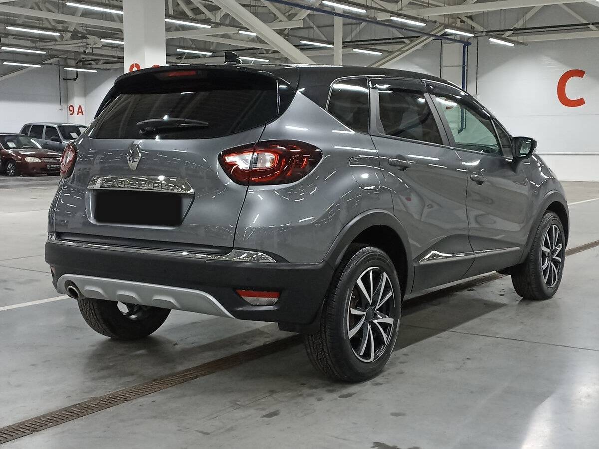 Купить Renault Kaptur с пробегом. Фото: #4