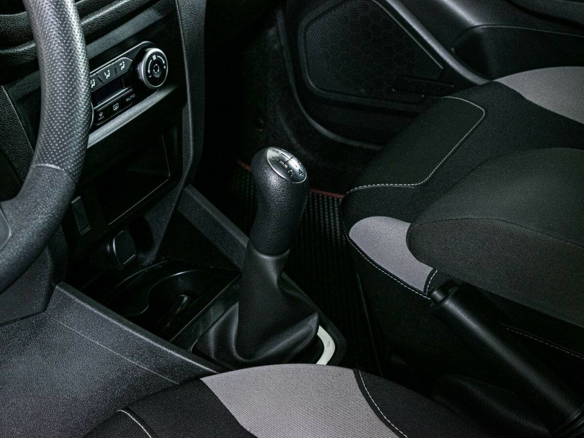 Купить Lada (ВАЗ) XRAY с пробегом. Фото: #14