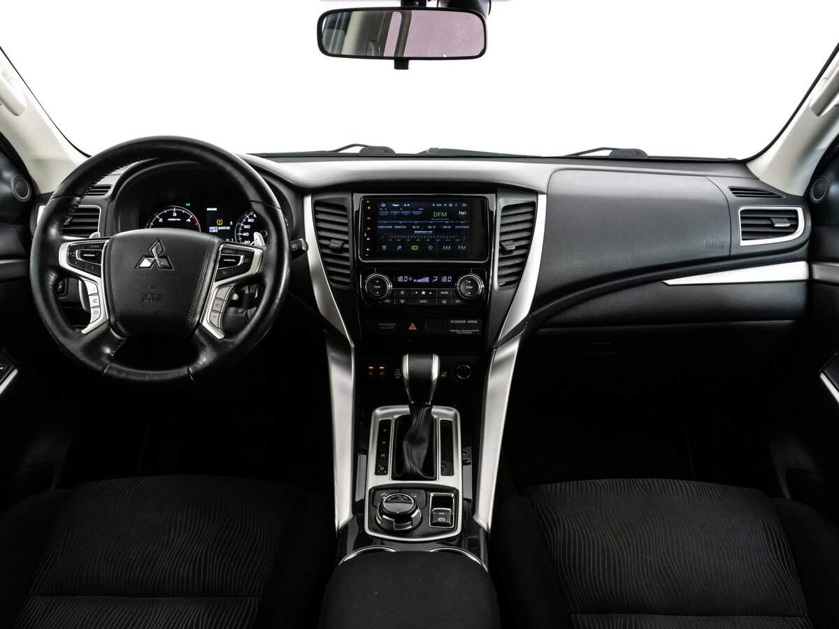 Купить Mitsubishi Pajero Sport с пробегом. Фото: #9