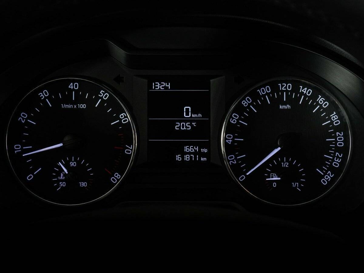 Купить Skoda Octavia с пробегом. Фото: #17