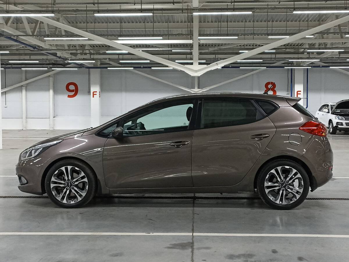 Купить Kia Ceed с пробегом. Фото: #7