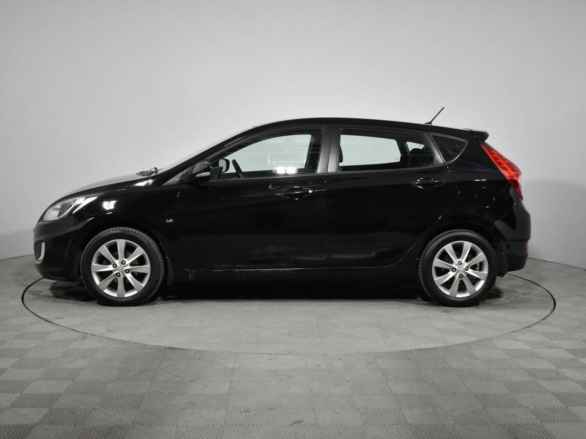 Купить Hyundai Solaris с пробегом. Фото: #7