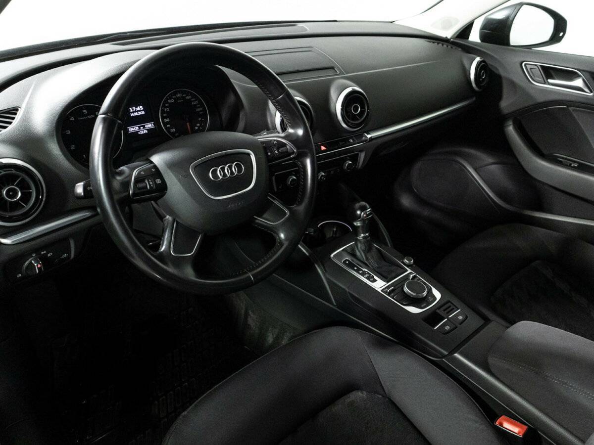 Купить Audi A3 с пробегом. Фото: #10
