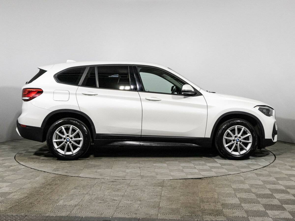 Купить BMW X1 с пробегом. Фото: #3
