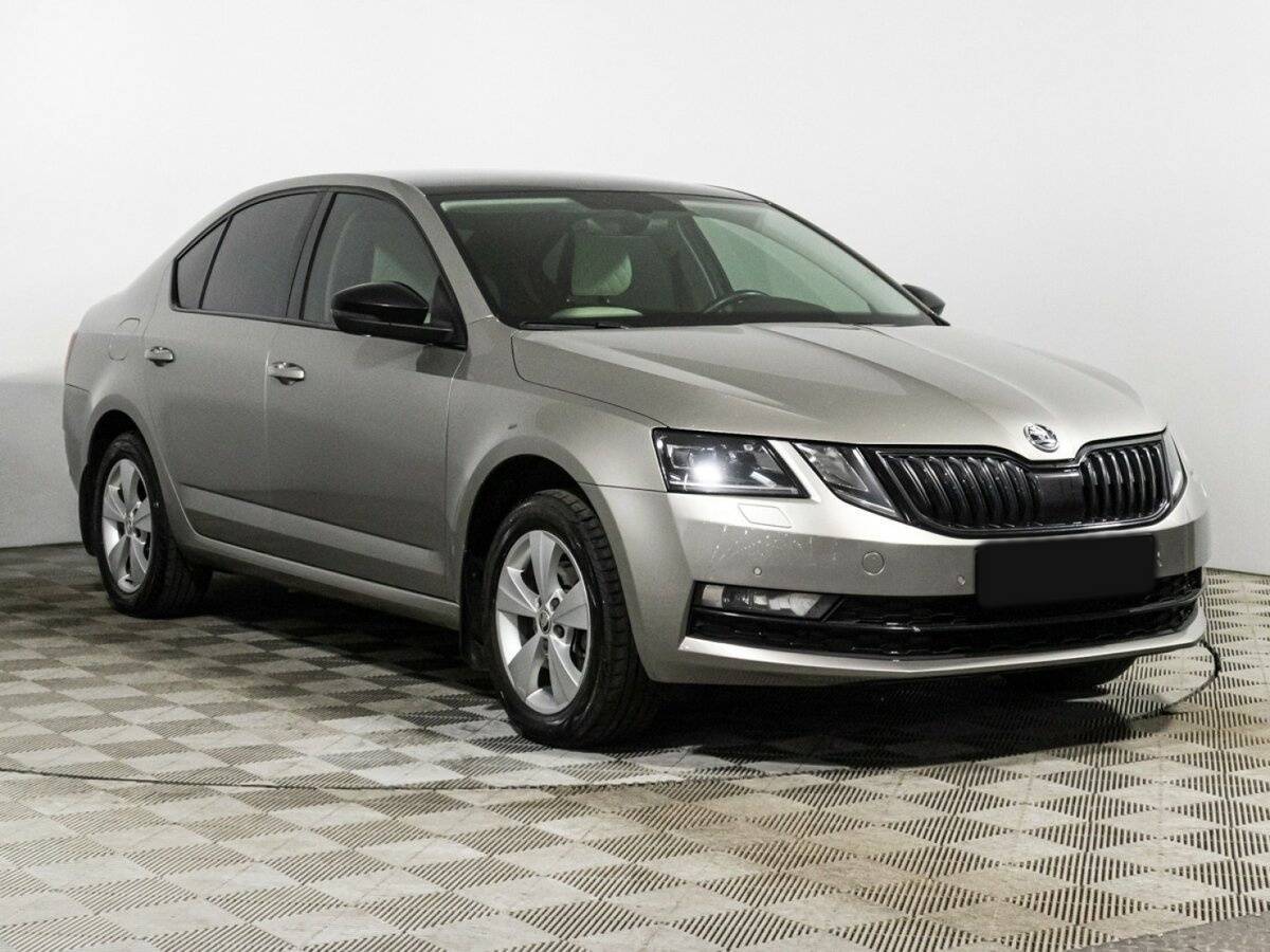 Купить Skoda Octavia с пробегом. Фото: #2