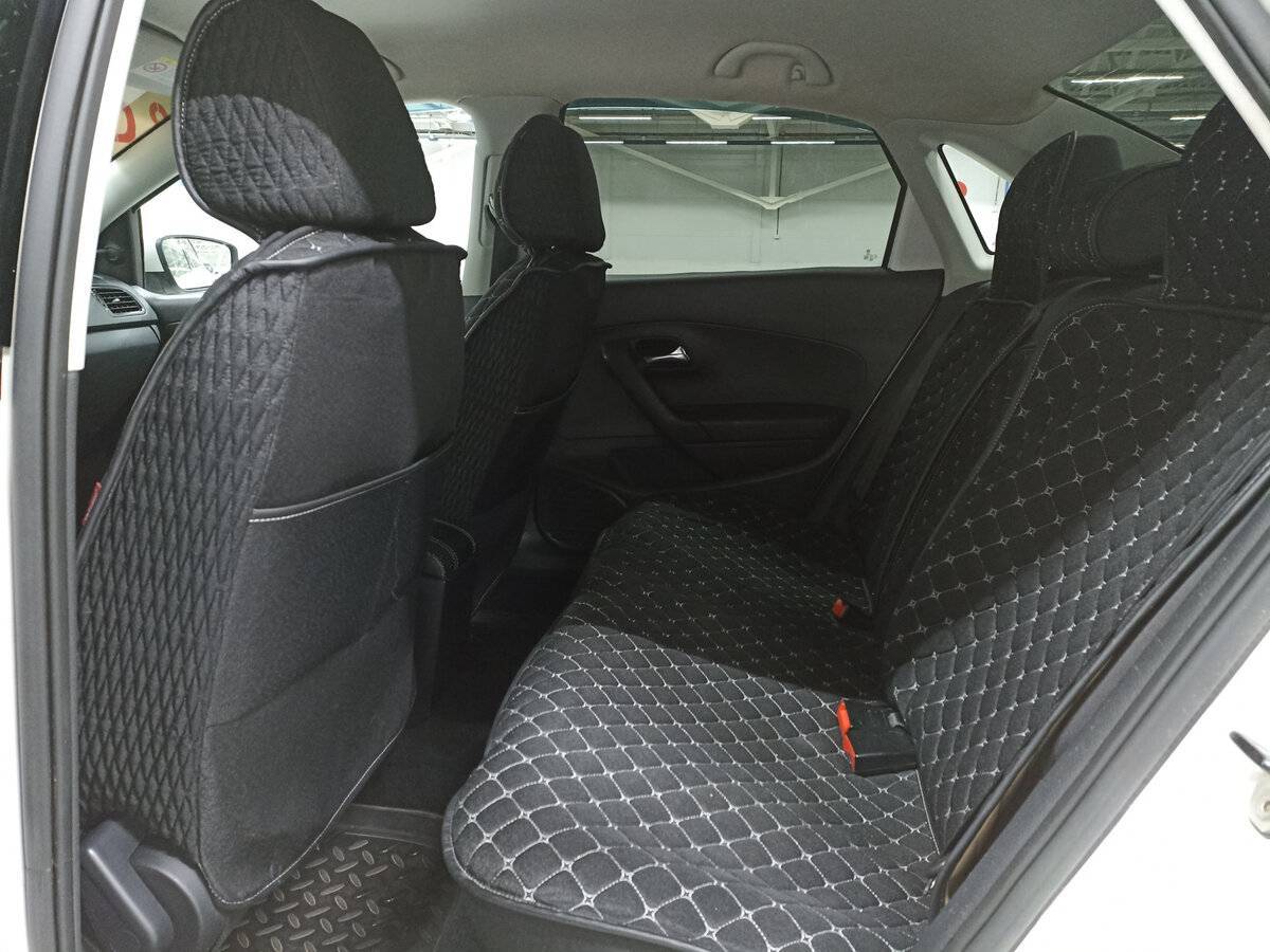 Купить Volkswagen Polo с пробегом. Фото: #11