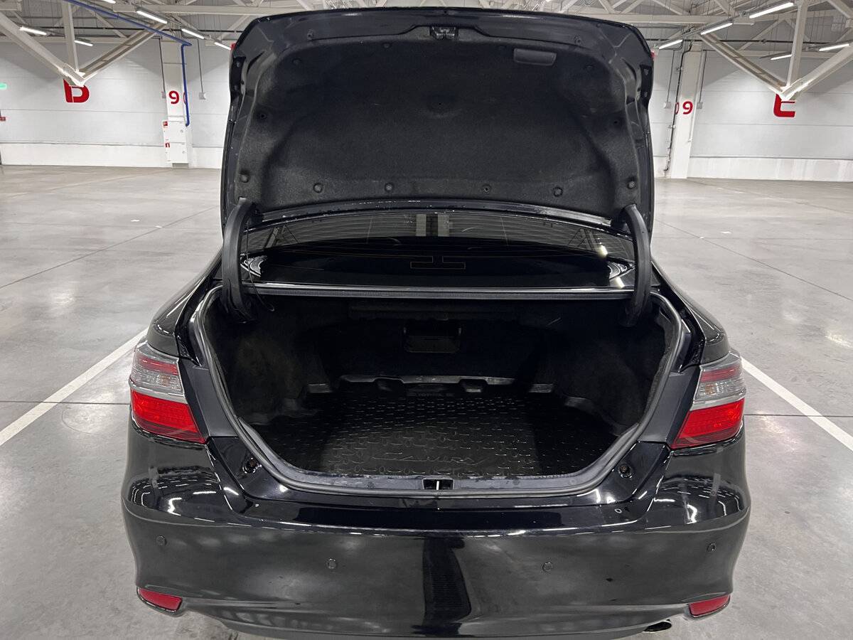 Купить Toyota Camry с пробегом. Фото: #9