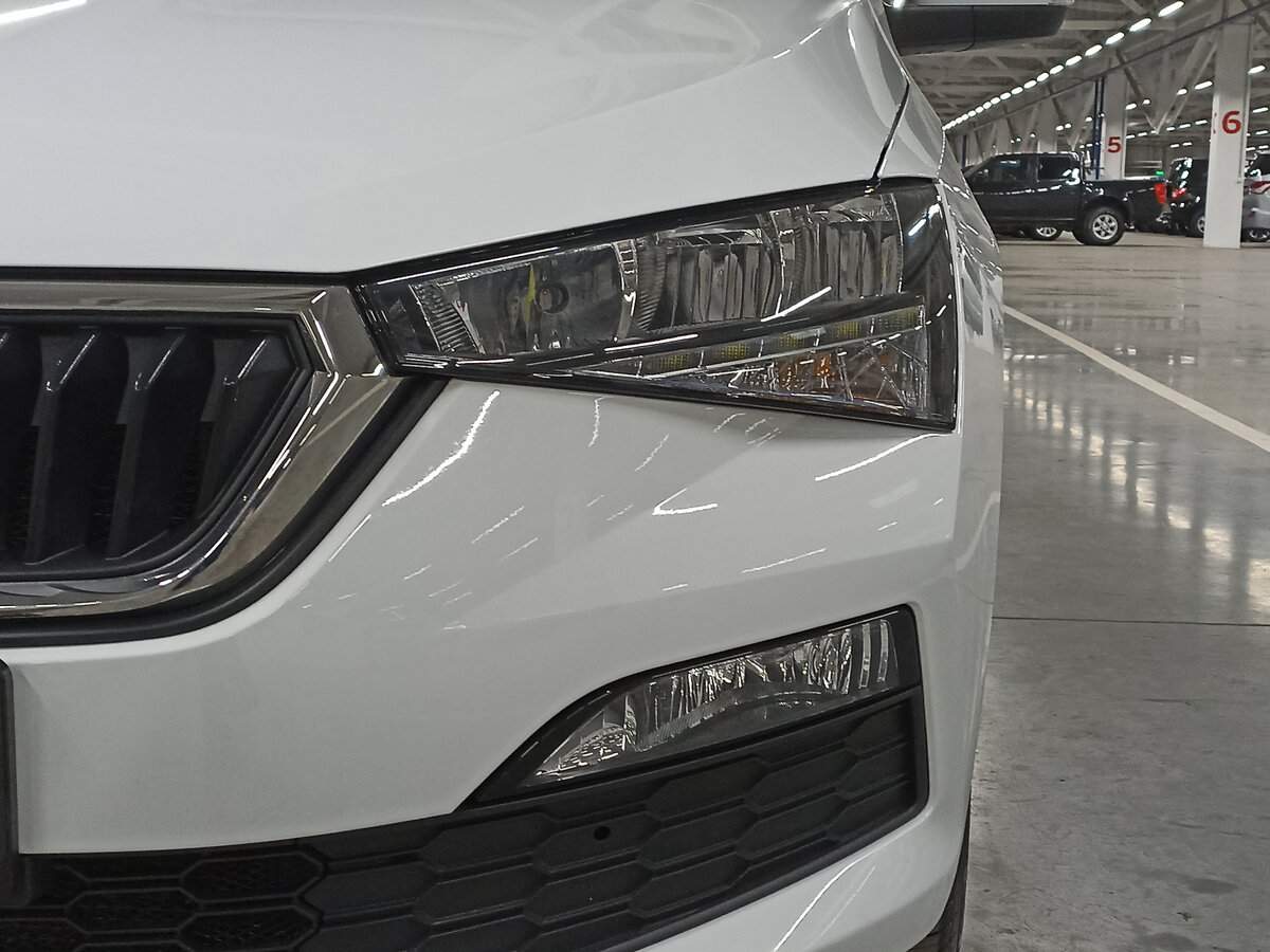 Купить Skoda Rapid с пробегом. Фото: #16