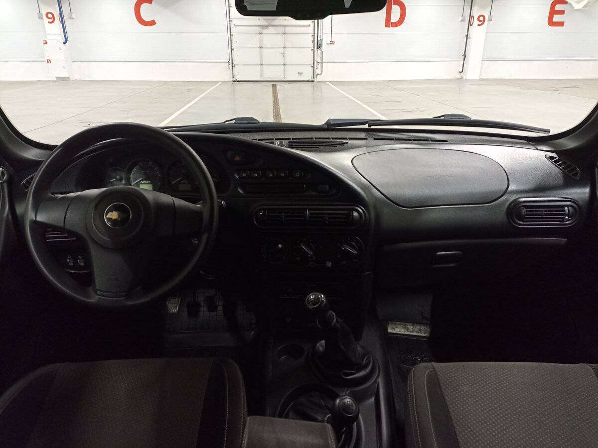 Купить Chevrolet Niva с пробегом. Фото: #13