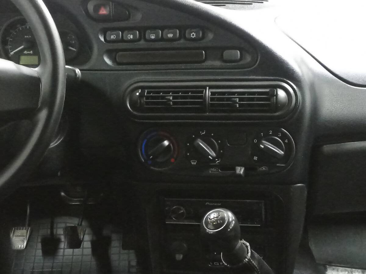 Купить Chevrolet Niva с пробегом. Фото: #14