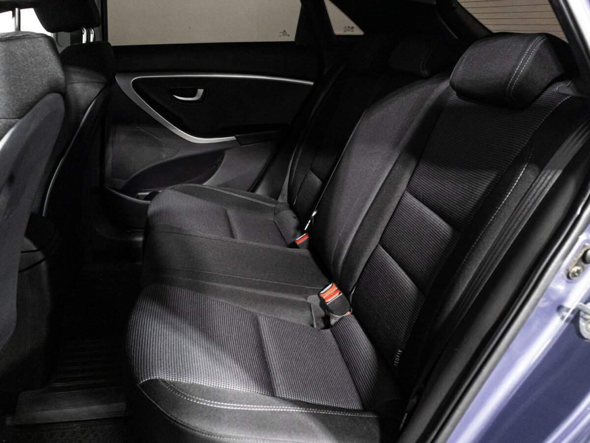 Купить Hyundai i30 с пробегом. Фото: #9