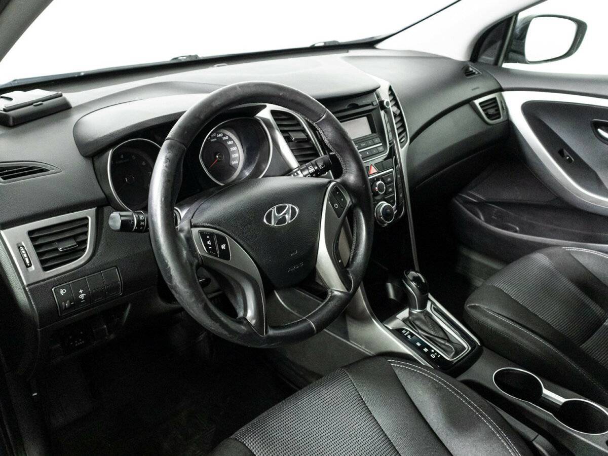 Купить Hyundai i30 с пробегом. Фото: #10