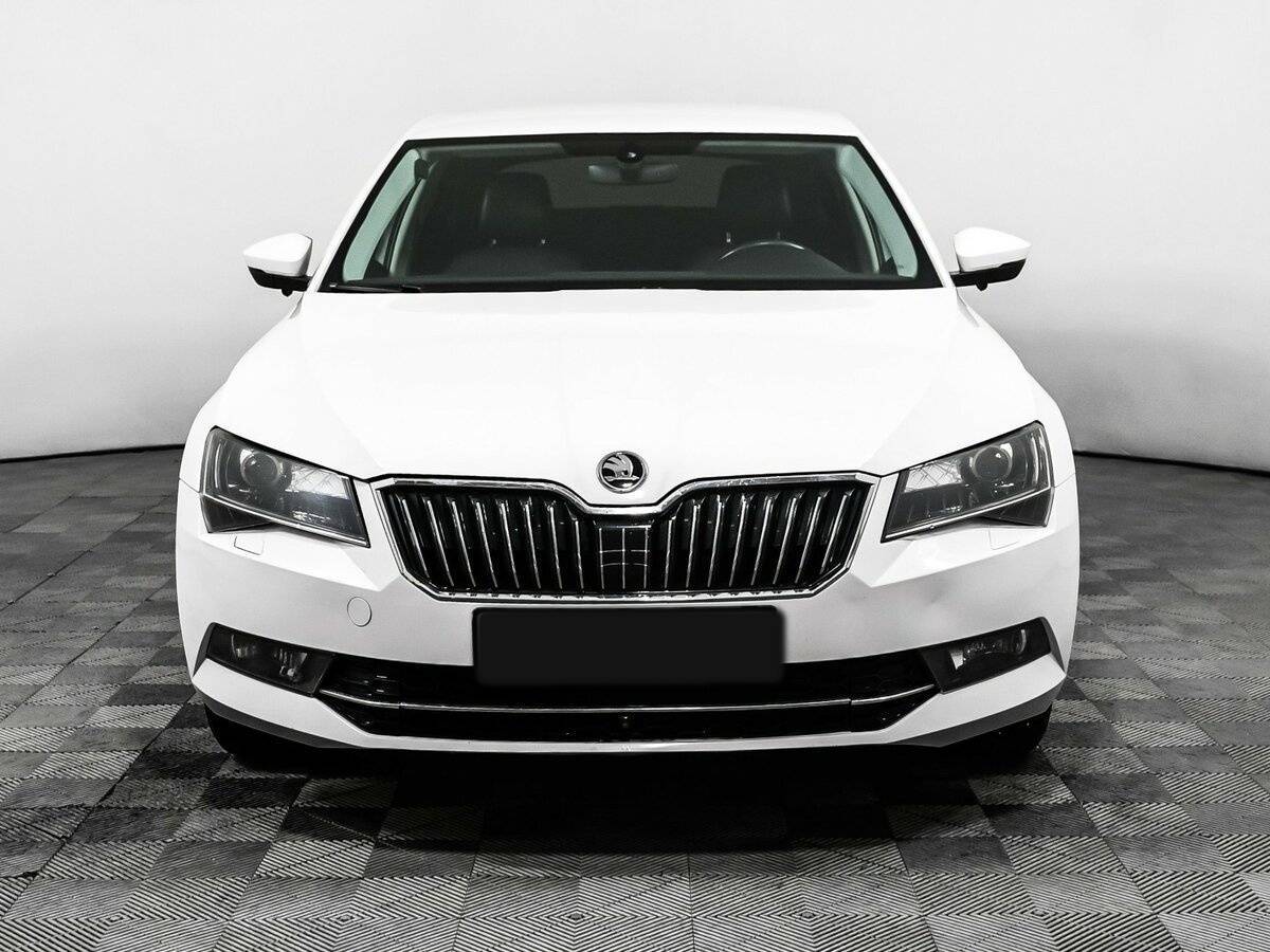 Купить Skoda Superb с пробегом. Фото: #1