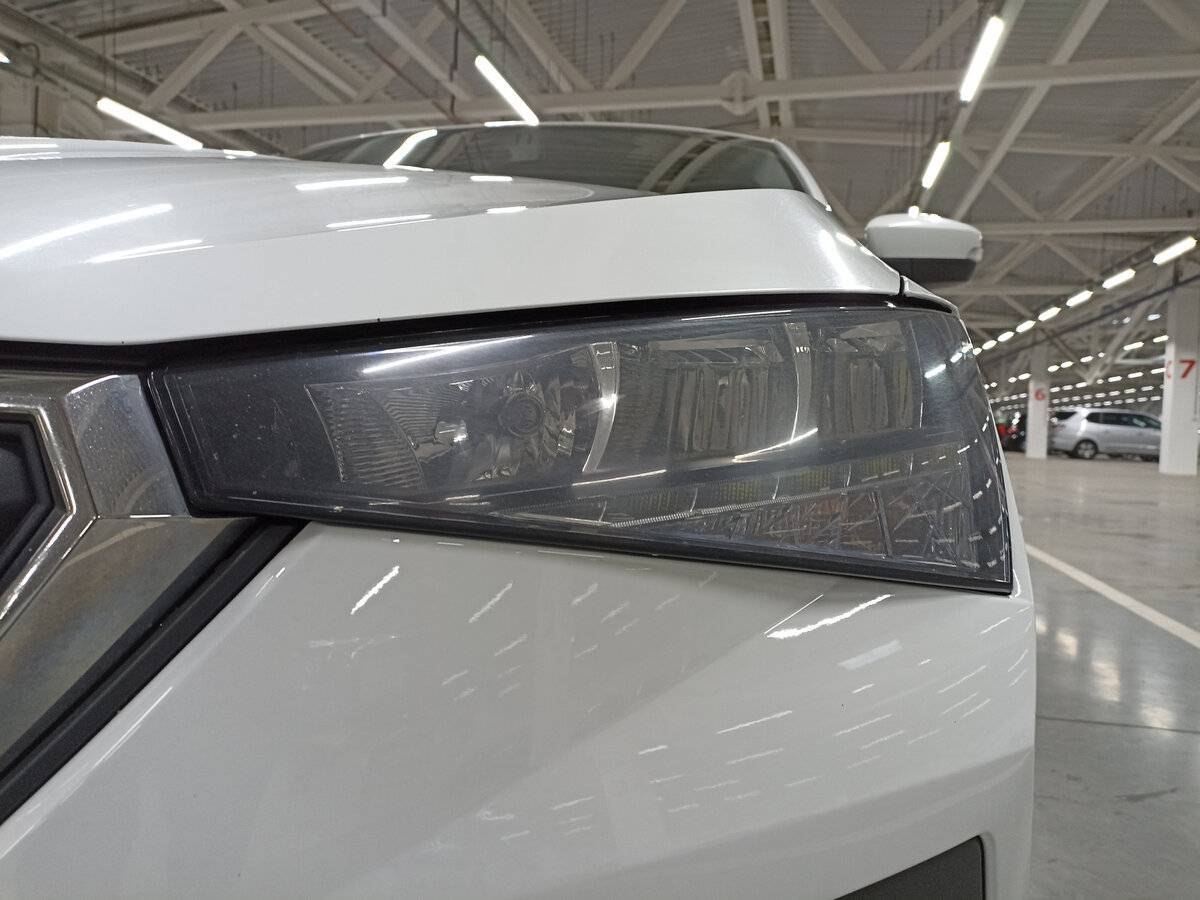 Купить Skoda Rapid с пробегом. Фото: #16