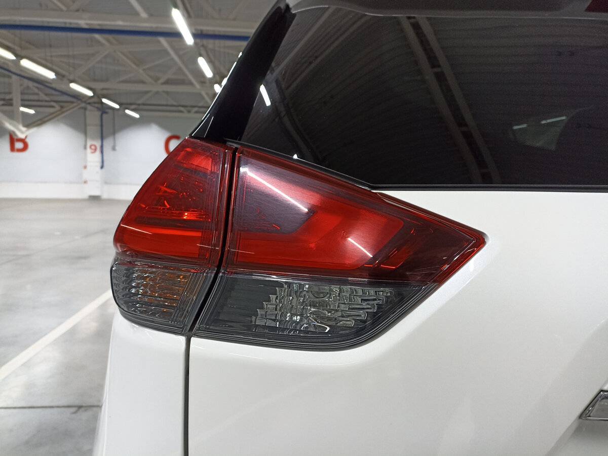 Купить Nissan X-Trail с пробегом. Фото: #8