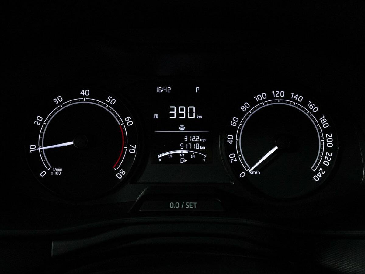 Купить Skoda Rapid с пробегом. Фото: #11