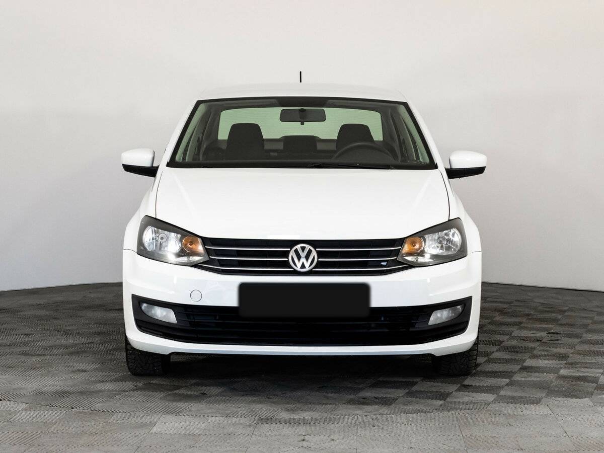 Купить Volkswagen Polo с пробегом. Фото: #1