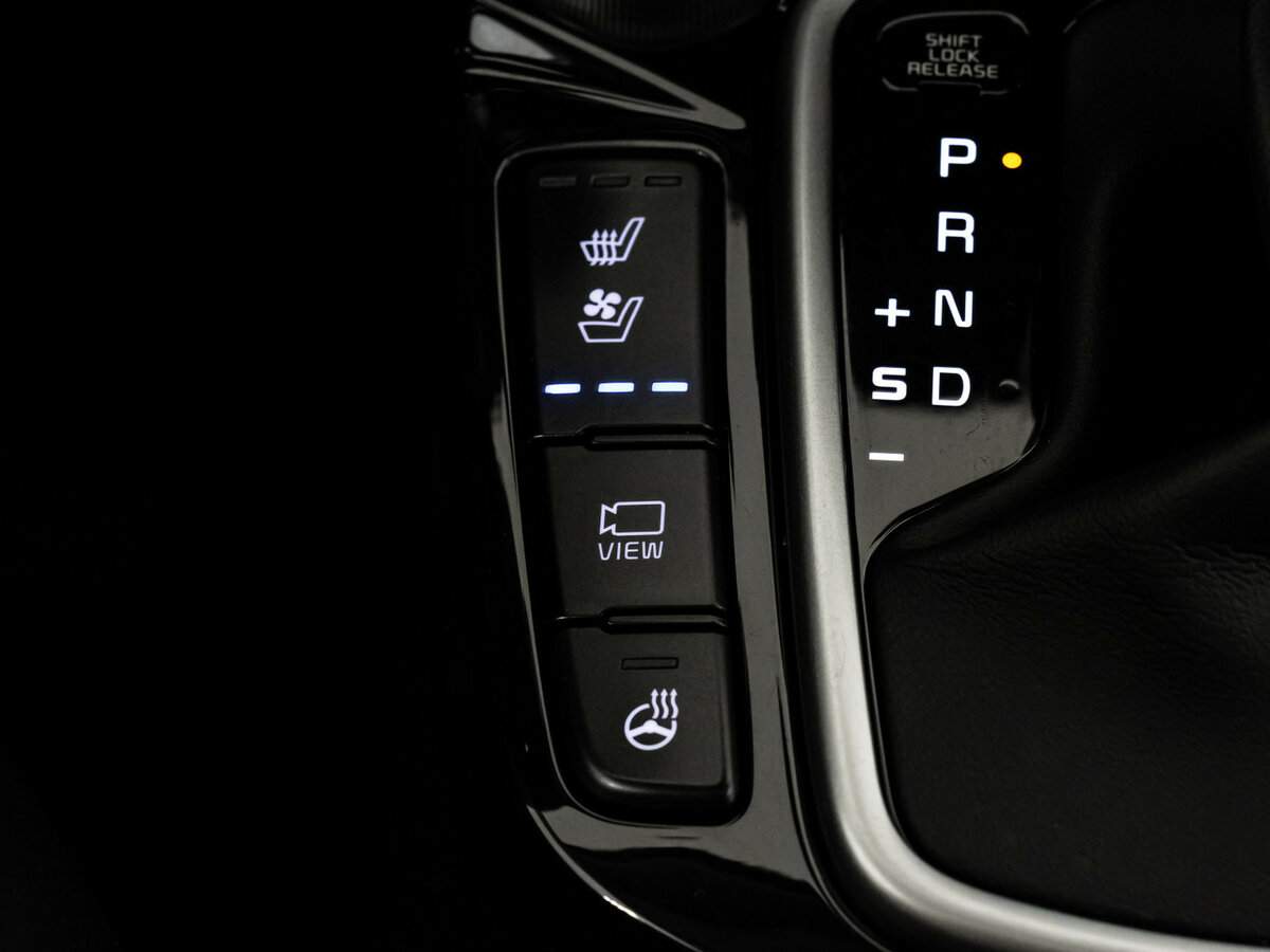 Купить Kia Seltos с пробегом. Фото: #21