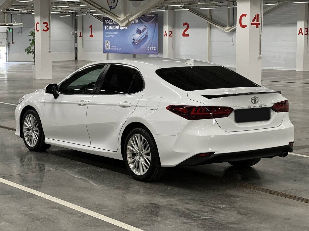 Купить Toyota Camry с пробегом. Фото: #6