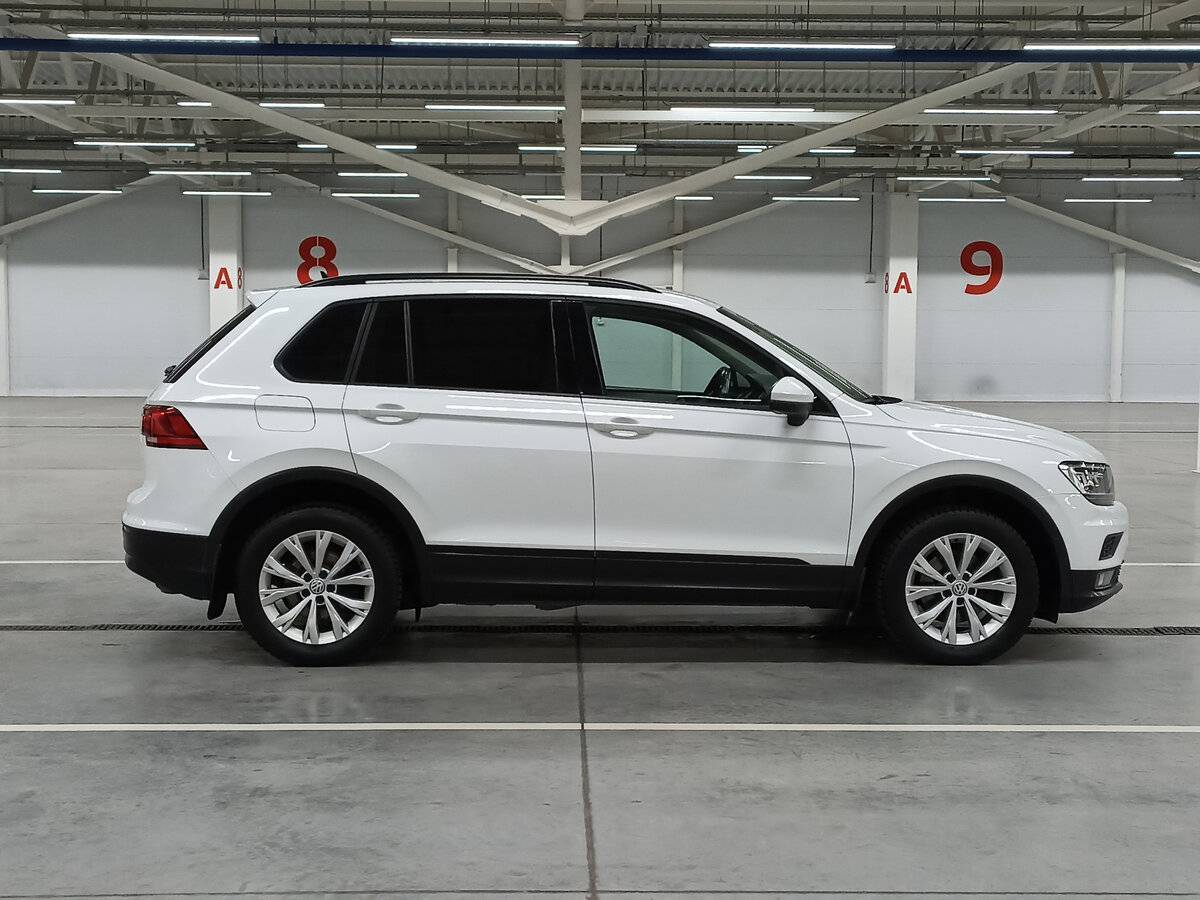 Купить Volkswagen Tiguan с пробегом. Фото: #3