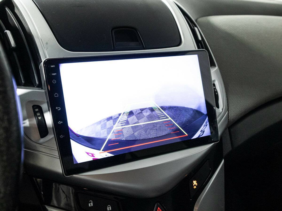 Купить Chevrolet Cruze с пробегом. Фото: #15