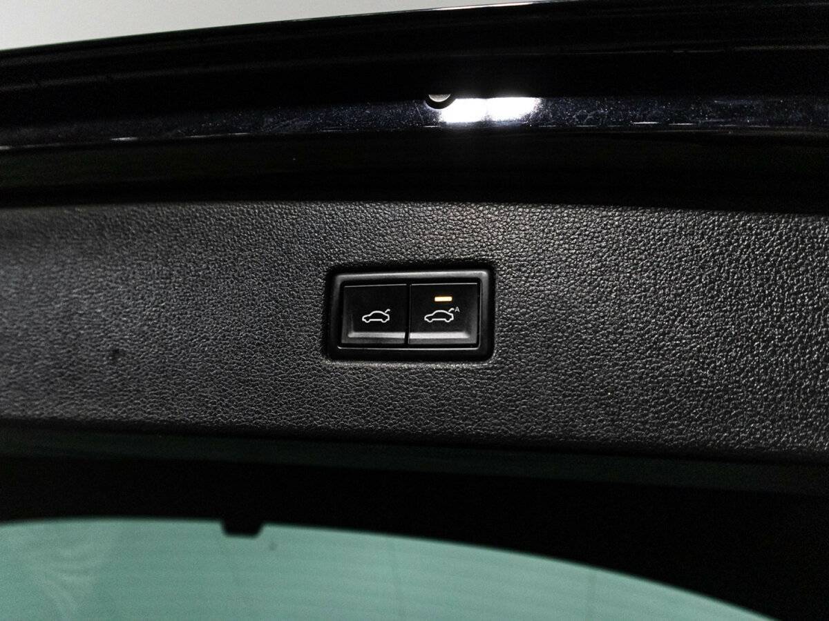 Купить Volkswagen Tiguan с пробегом. Фото: #15