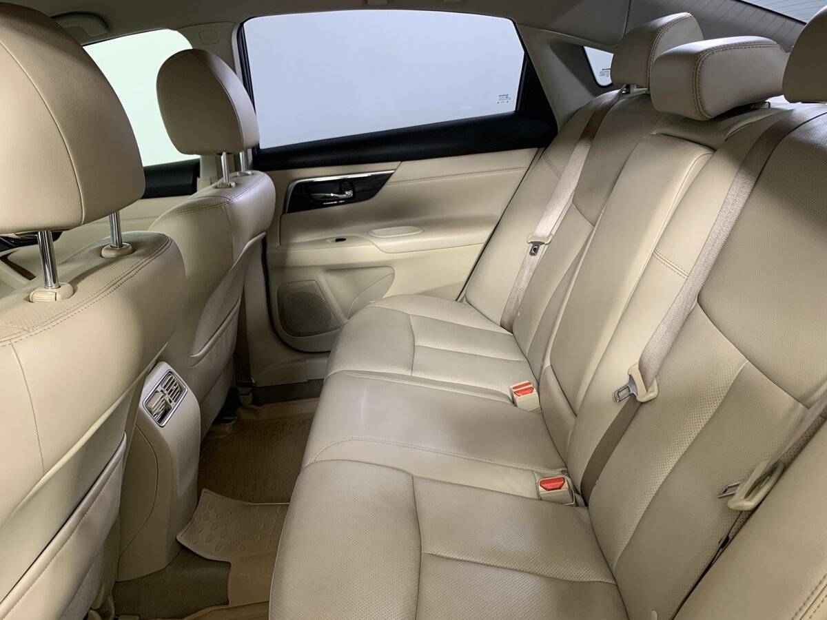 Купить Nissan Teana с пробегом. Фото: #18