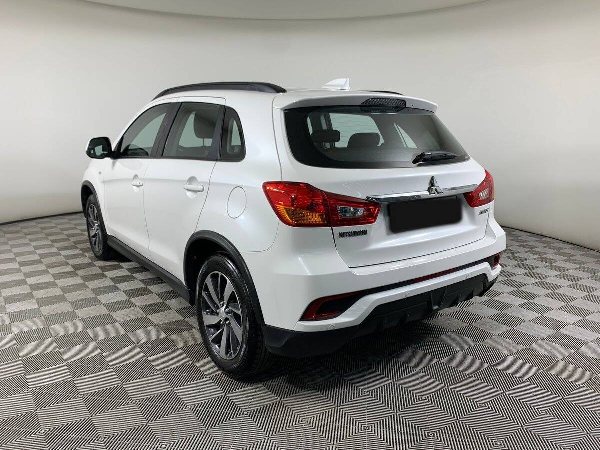 Купить Mitsubishi ASX с пробегом. Фото: #6
