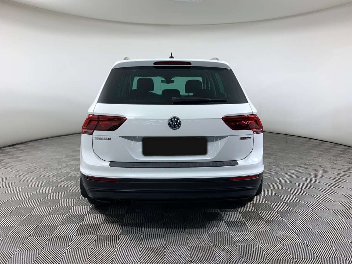 Купить Volkswagen Tiguan с пробегом. Фото: #5