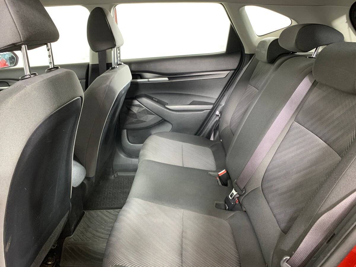 Купить Kia Seltos с пробегом. Фото: #17