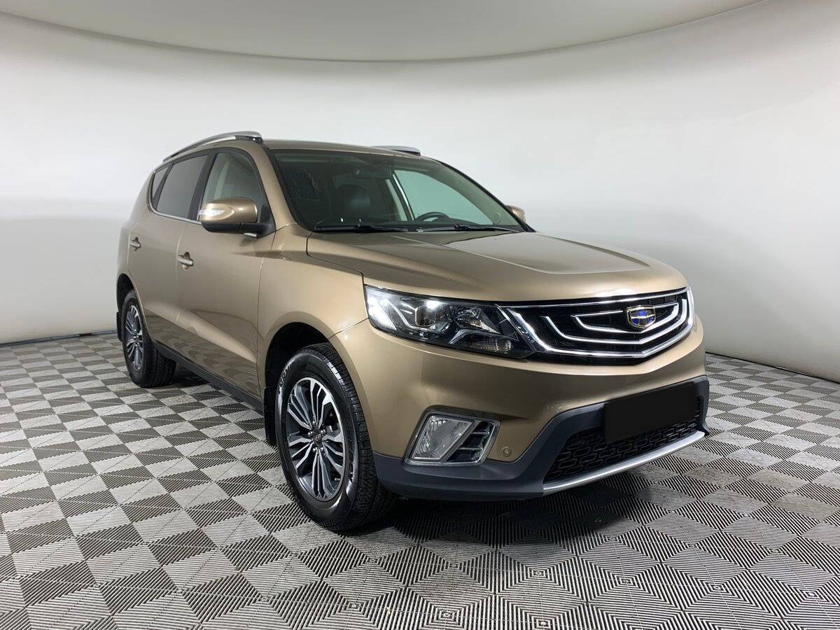 Купить Geely Emgrand X7 с пробегом. Фото: #2