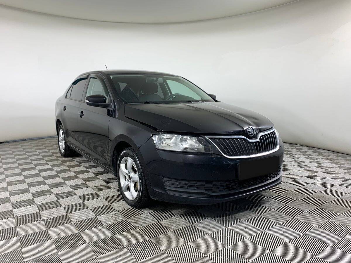 Купить Skoda Rapid с пробегом. Фото: #2