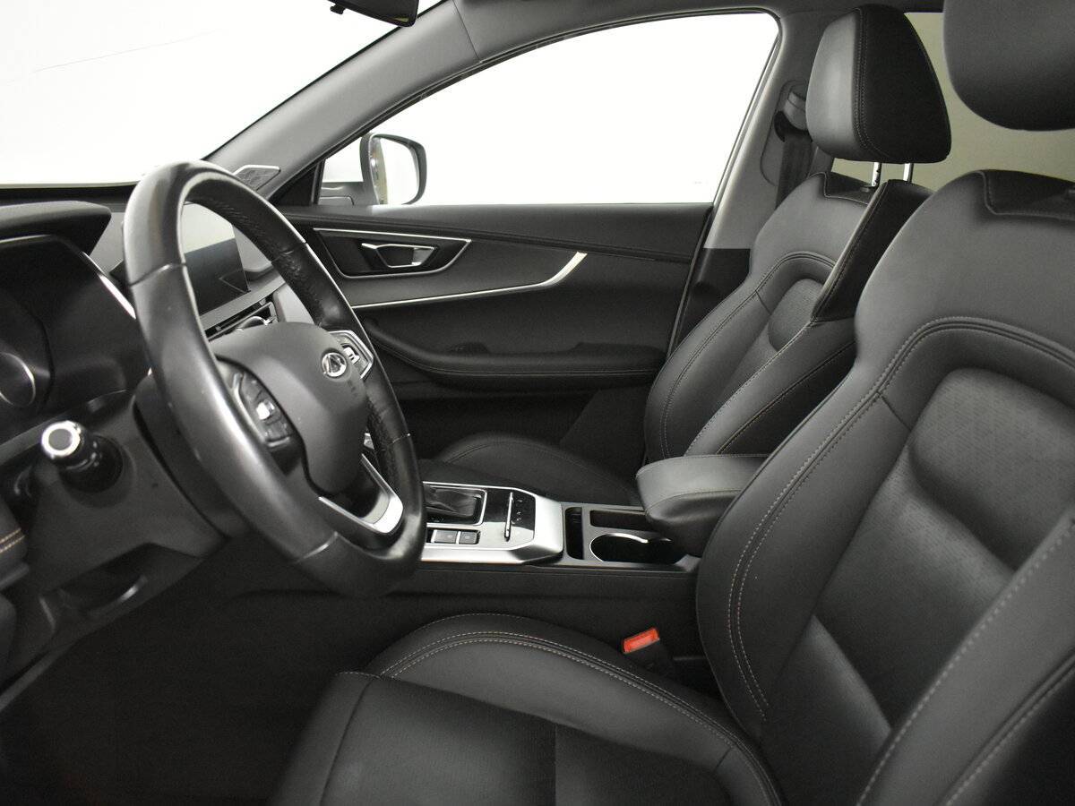 Купить Chery Tiggo 8 с пробегом. Фото: #7