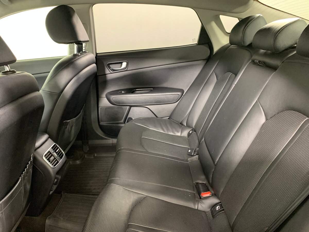 Купить Kia Optima с пробегом. Фото: #17