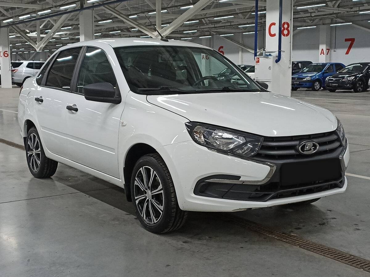 Купить Lada (ВАЗ) Granta с пробегом. Фото: #2