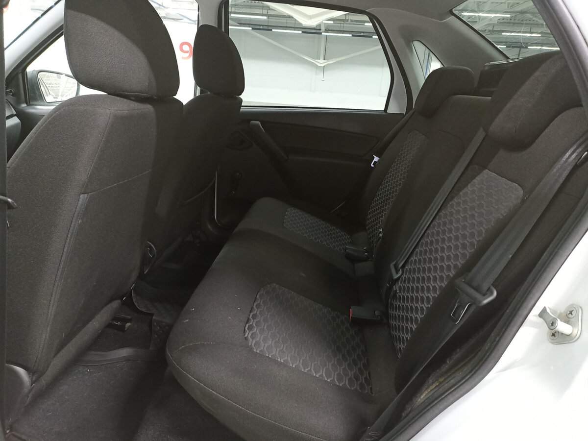 Купить Lada (ВАЗ) Granta с пробегом. Фото: #11