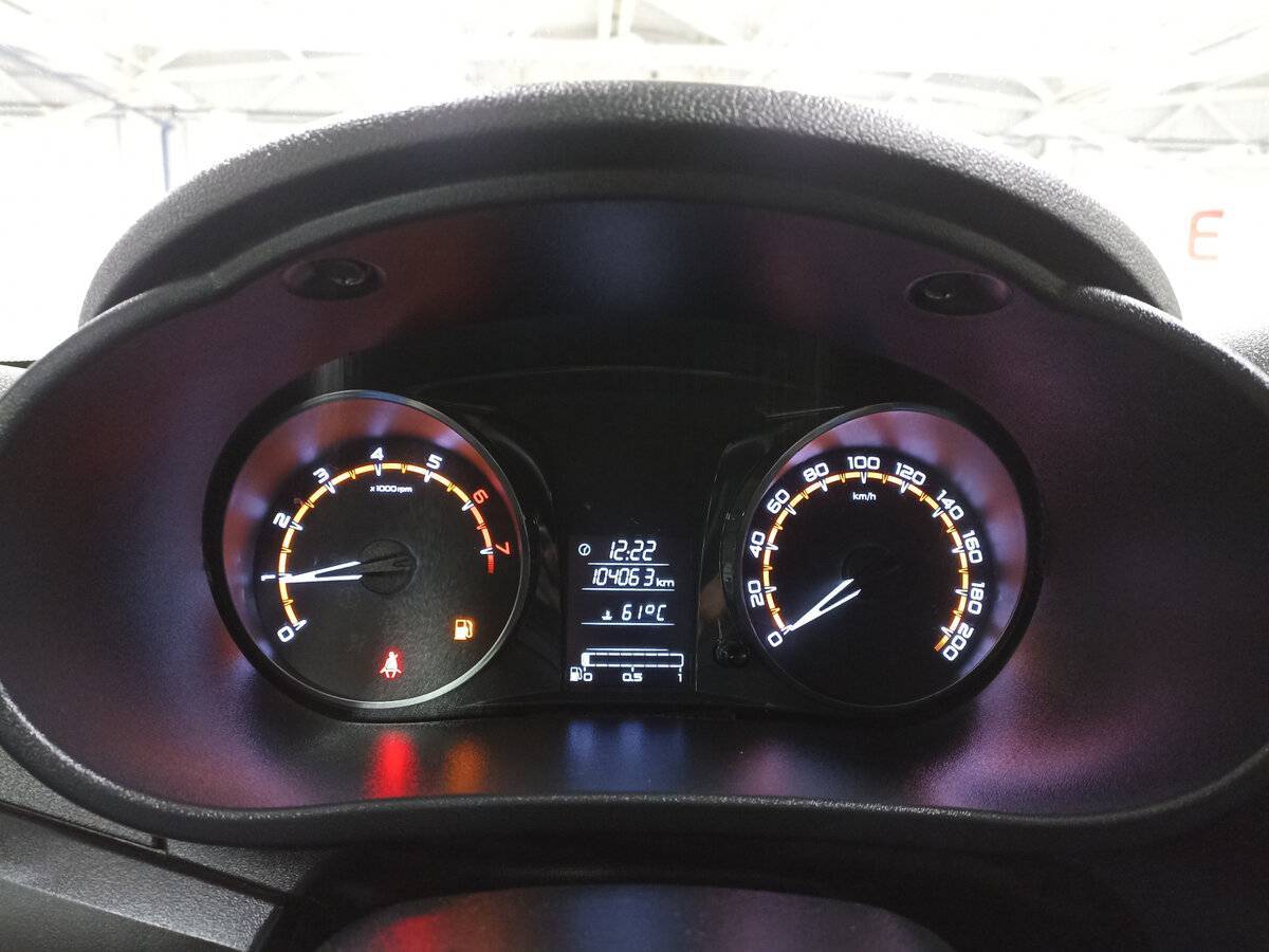 Купить Lada (ВАЗ) Granta с пробегом. Фото: #12