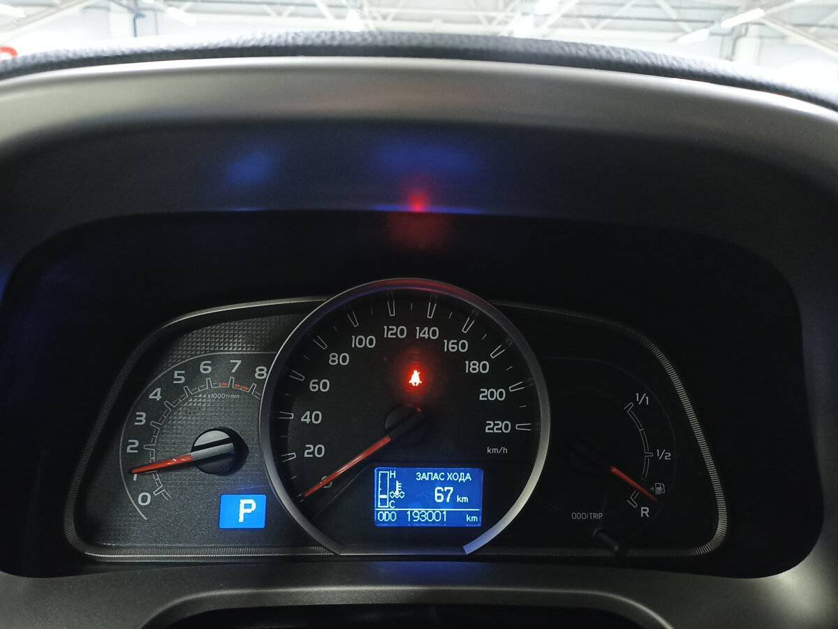 Купить Toyota RAV4 с пробегом. Фото: #12
