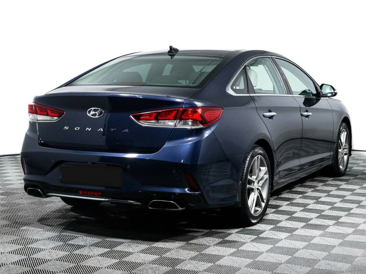 Купить Hyundai Sonata с пробегом. Фото: #4