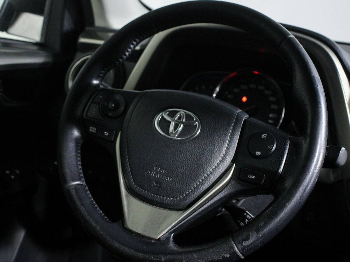 Купить Toyota RAV4 с пробегом. Фото: #19